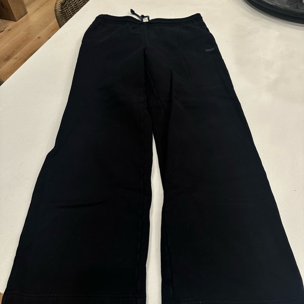 TNA Cozy Fleece Sweatpants in Charcoal